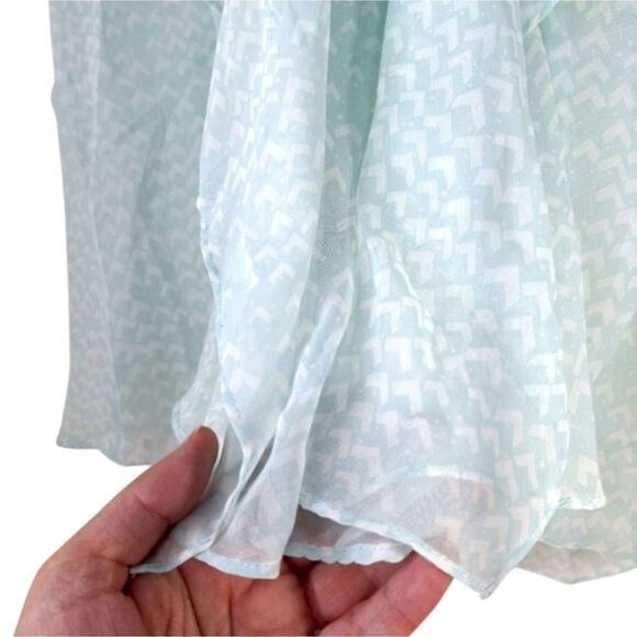 Charming Charlie Sheer Ruffled Blouse with Flutter Sleeves Sz M - Picture 5 of 12